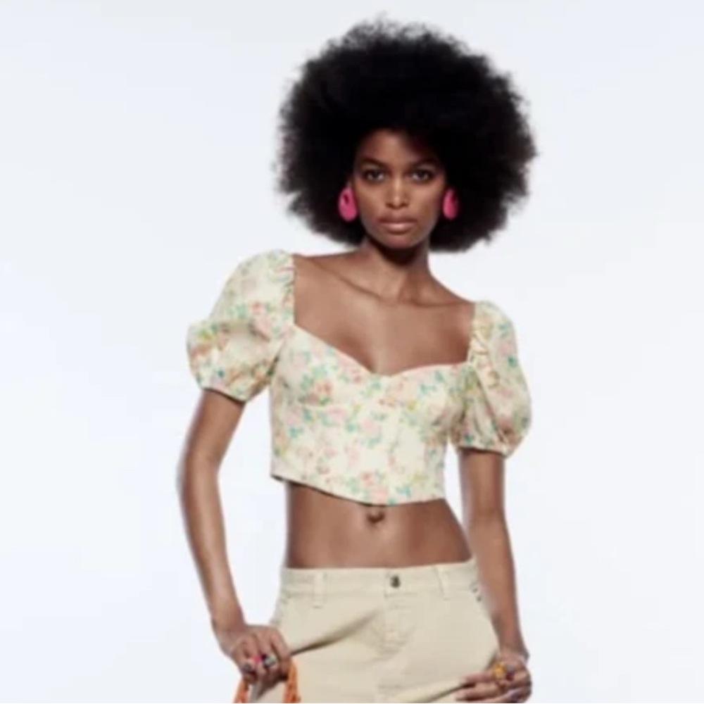 Zara Floral Puff Sleeve Crop Top